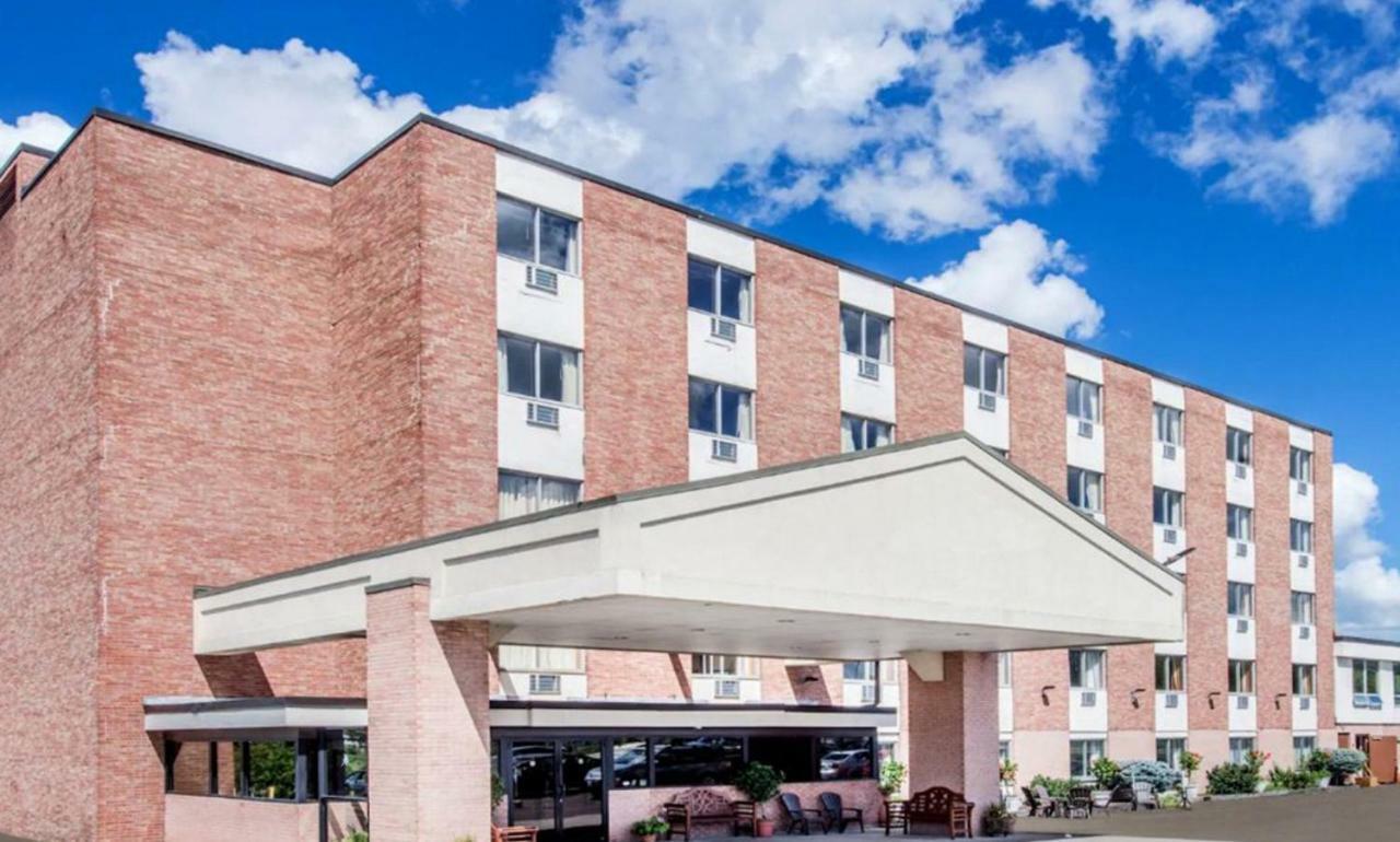 The Niagara Inn Niagara Falls Exterior photo